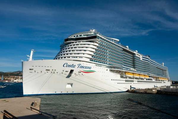 Discover Enchanting Guided Tours of the UK's Majestic Medieval Castles